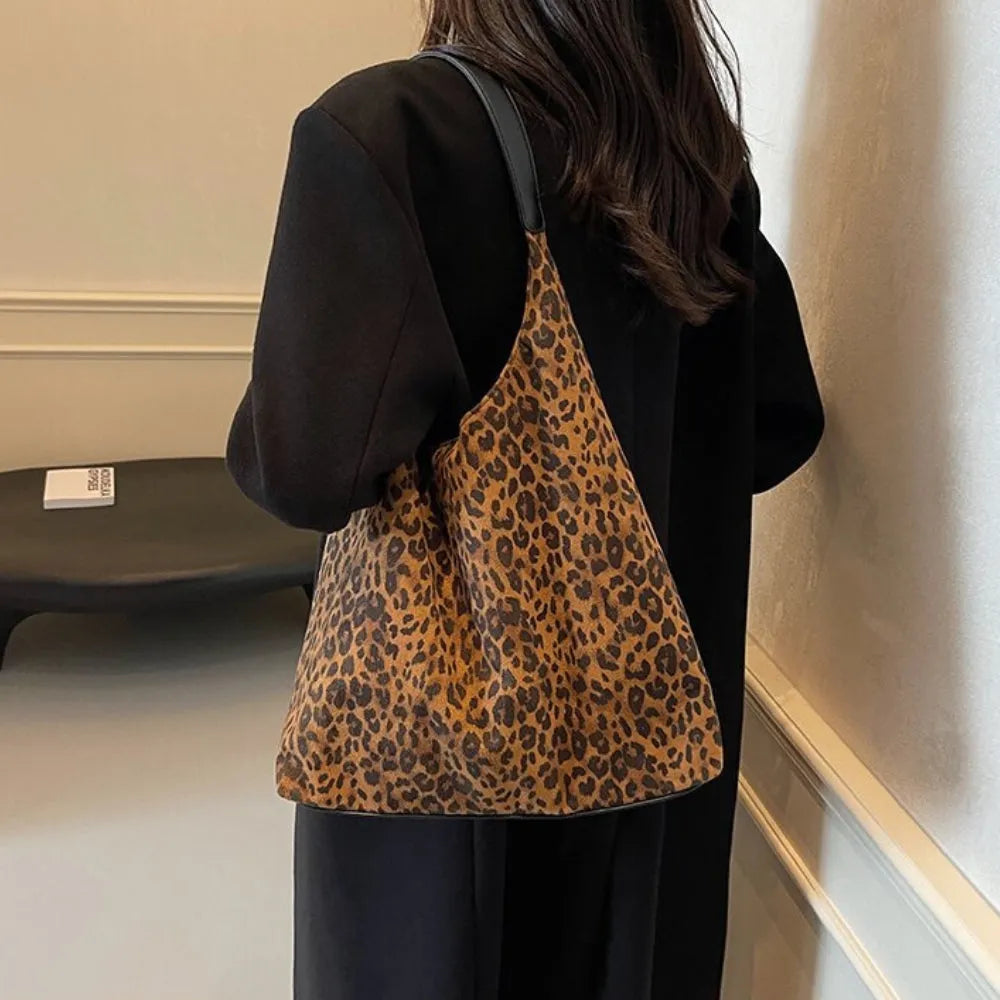 Nalia | Torba typu hobo